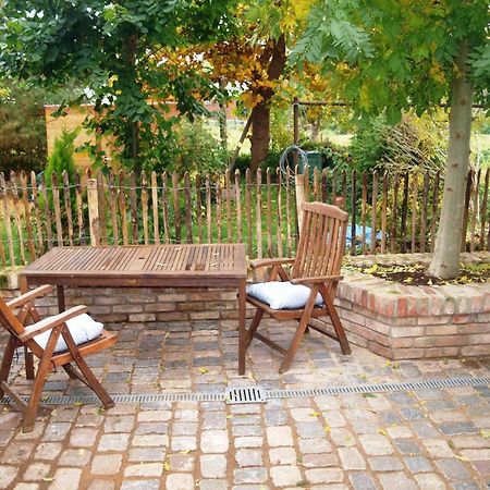 Awesome Home In Buetzow With Wifi 外观 照片