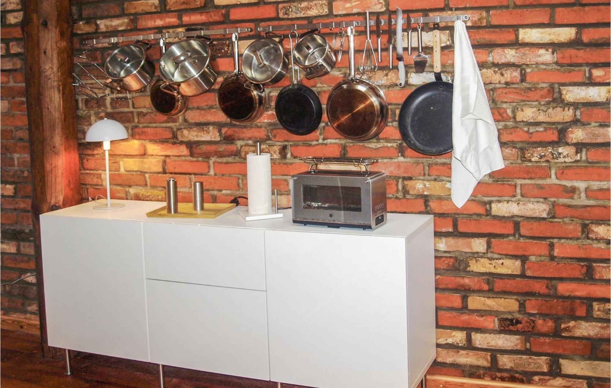 Awesome Home In Buetzow With Wifi 外观 照片