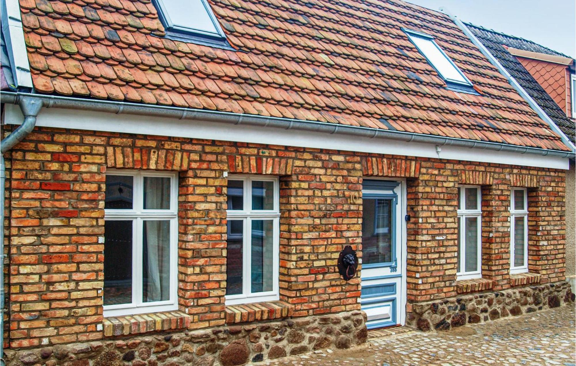 Awesome Home In Buetzow With Wifi 外观 照片
