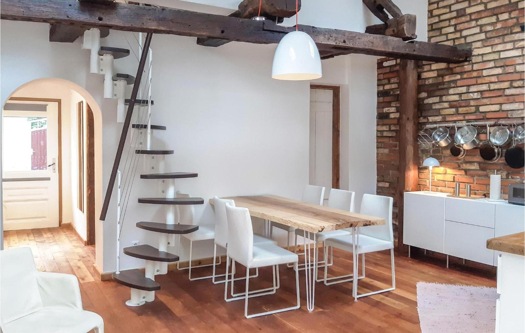 Awesome Home In Buetzow With Wifi 外观 照片